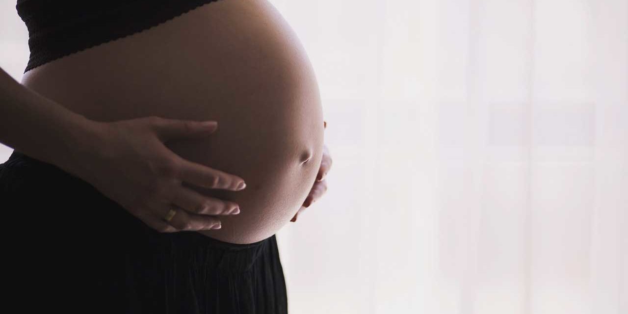ventre femme enceinte